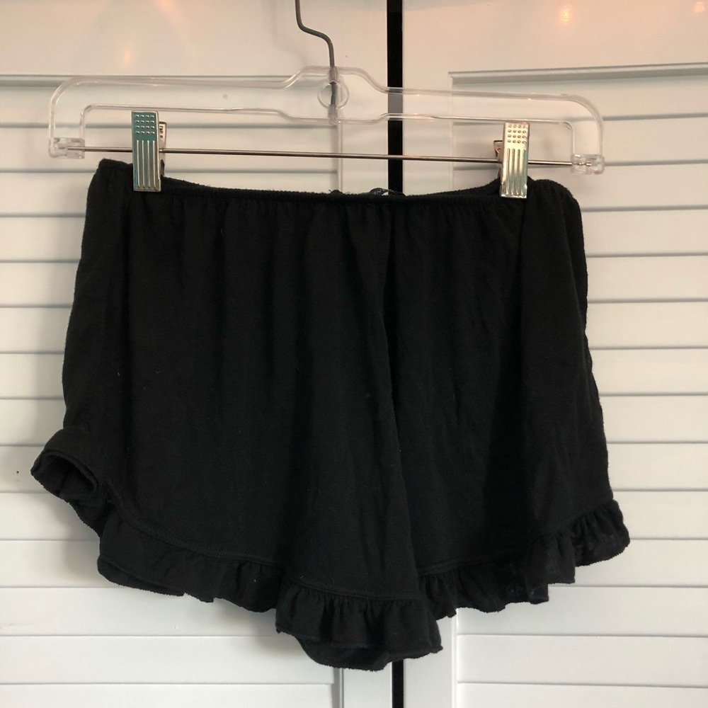 NEW with Tags Brandy Melville ruffle shorts